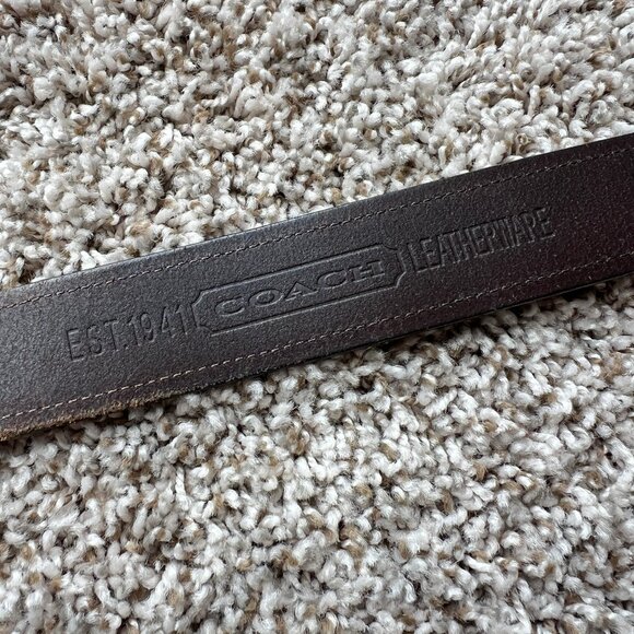 Vintage Coach Distressed Brown Leather Contrast Stitching Mens Belt 42" - Picture 9 of 15